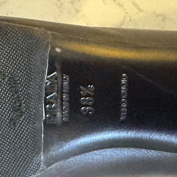 Prada Ebony (Dark Brown) Nappa Vitello leather pump - Picture 6 of 13